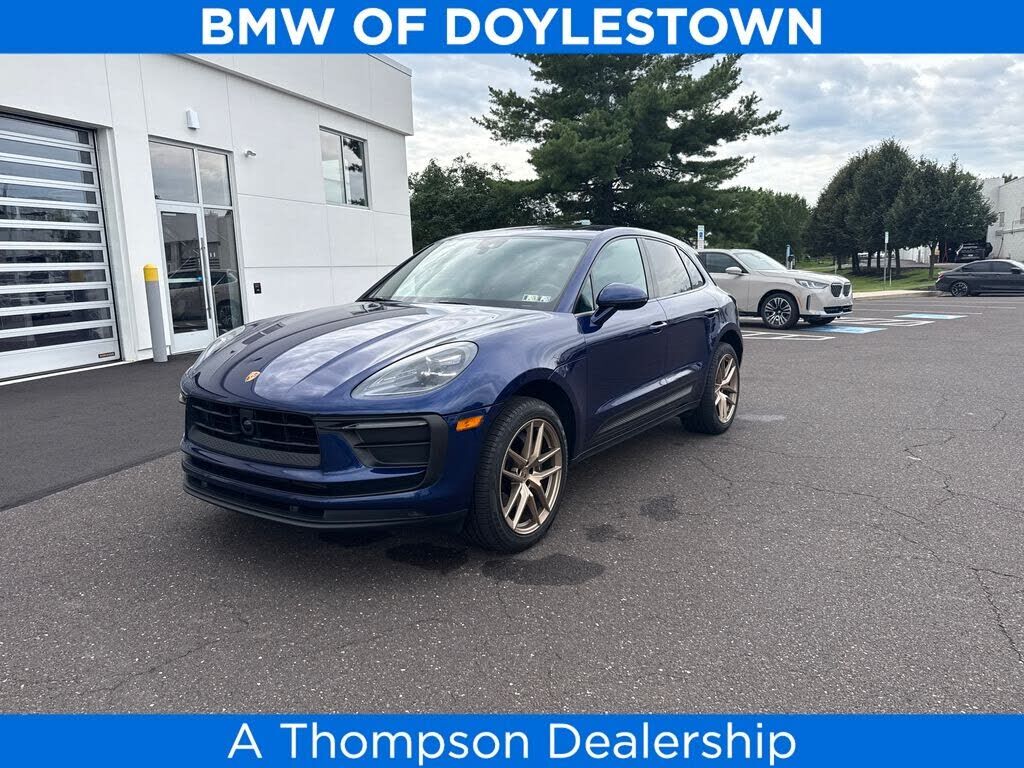 2023 PORSCHE Macan