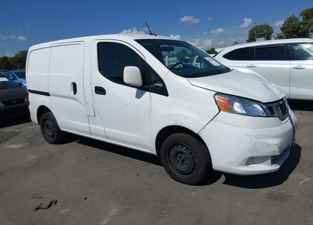 2014 NISSAN NV200