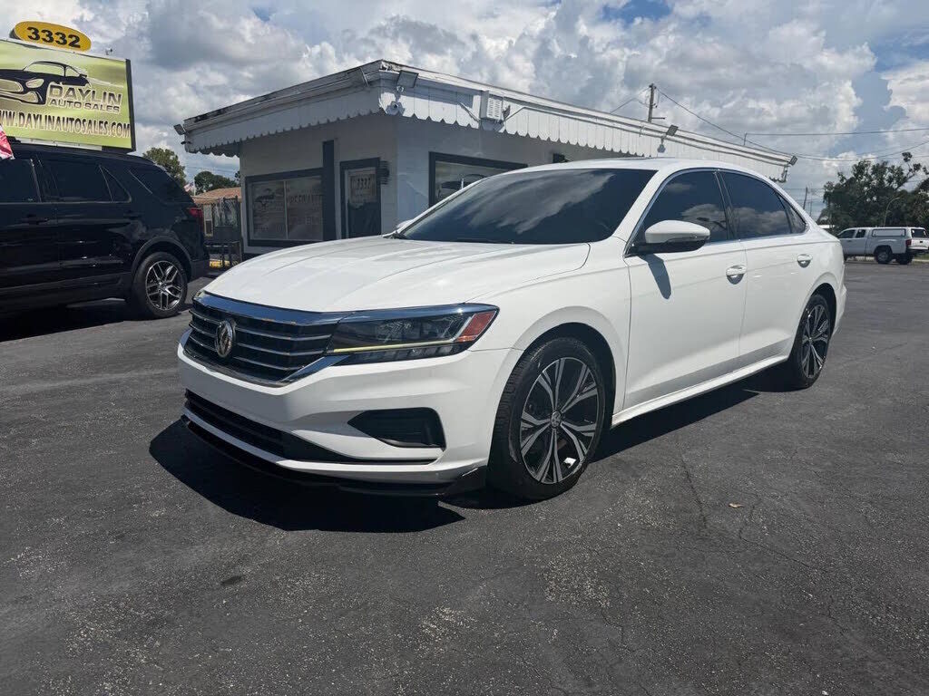 2021 VOLKSWAGEN Passat