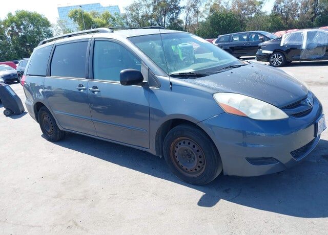2008 TOYOTA Sienna