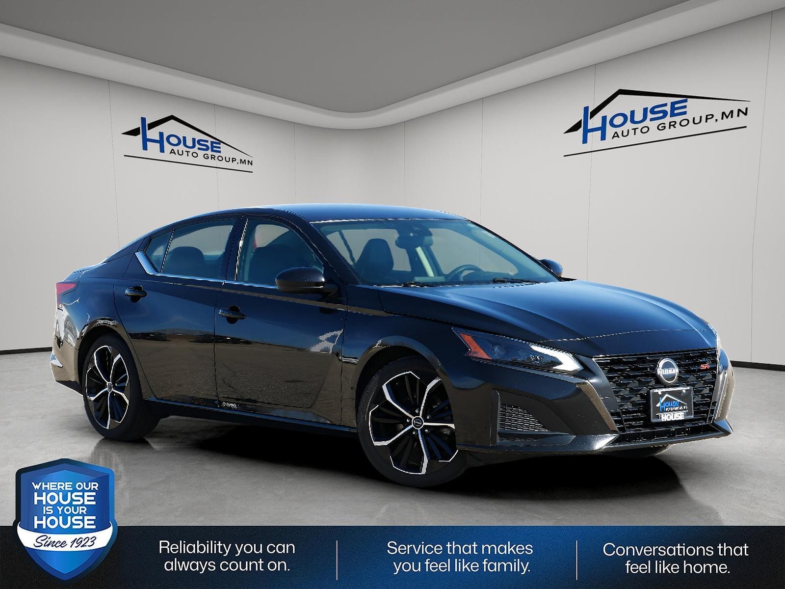 2024 NISSAN Altima