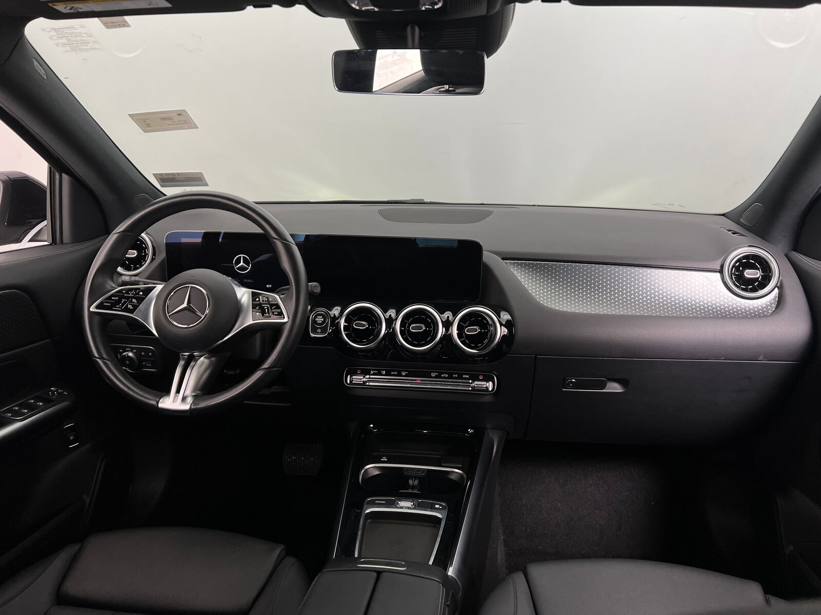 2025 Mercedes-Benz GLA-Class
