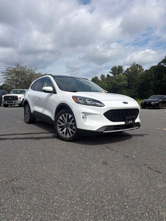 2020 FORD Escape