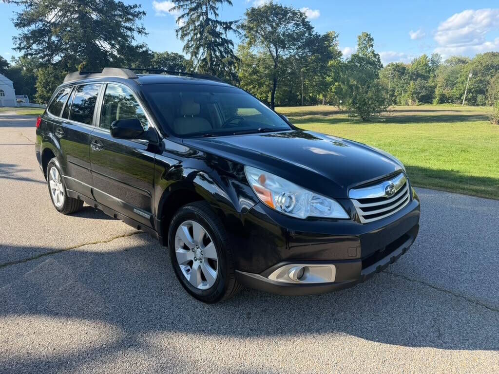 2012 SUBARU Outback