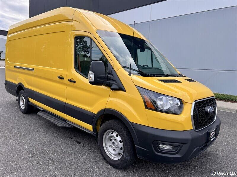2022 FORD Transit