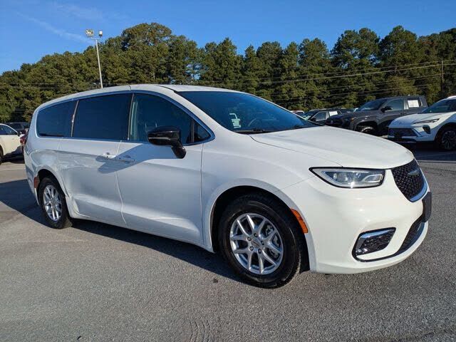 2025 CHRYSLER Pacifica