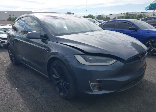 2018 TESLA Model X