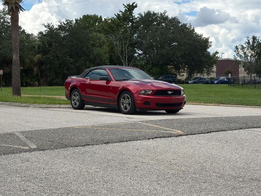 2010 FORD Mustang