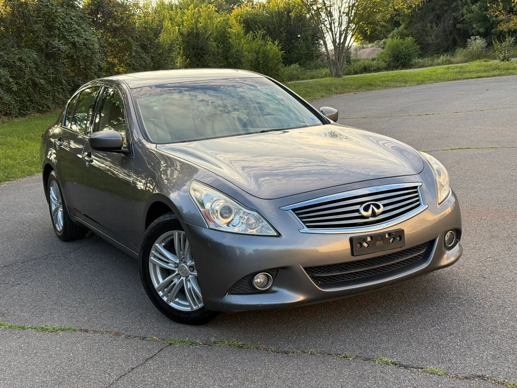 2012 INFINITI G37