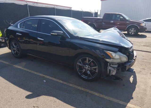 2013 NISSAN Maxima