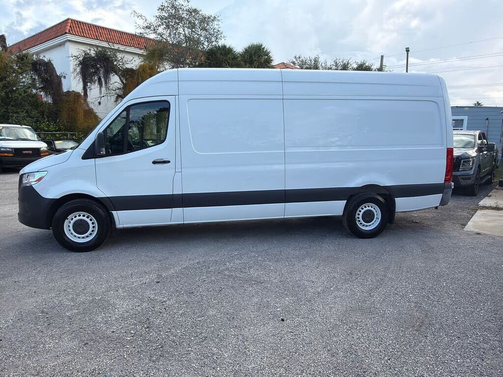 2023 Mercedes-Benz Sprinter