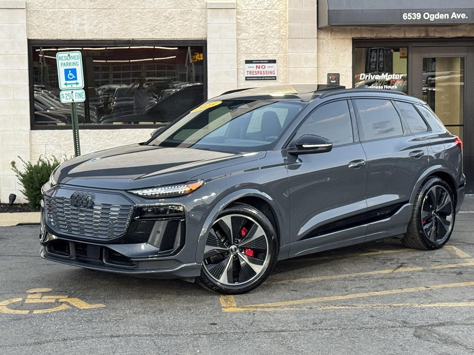2025 Audi SQ6