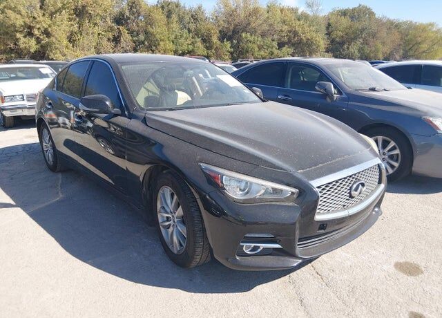 2015 INFINITI Q50