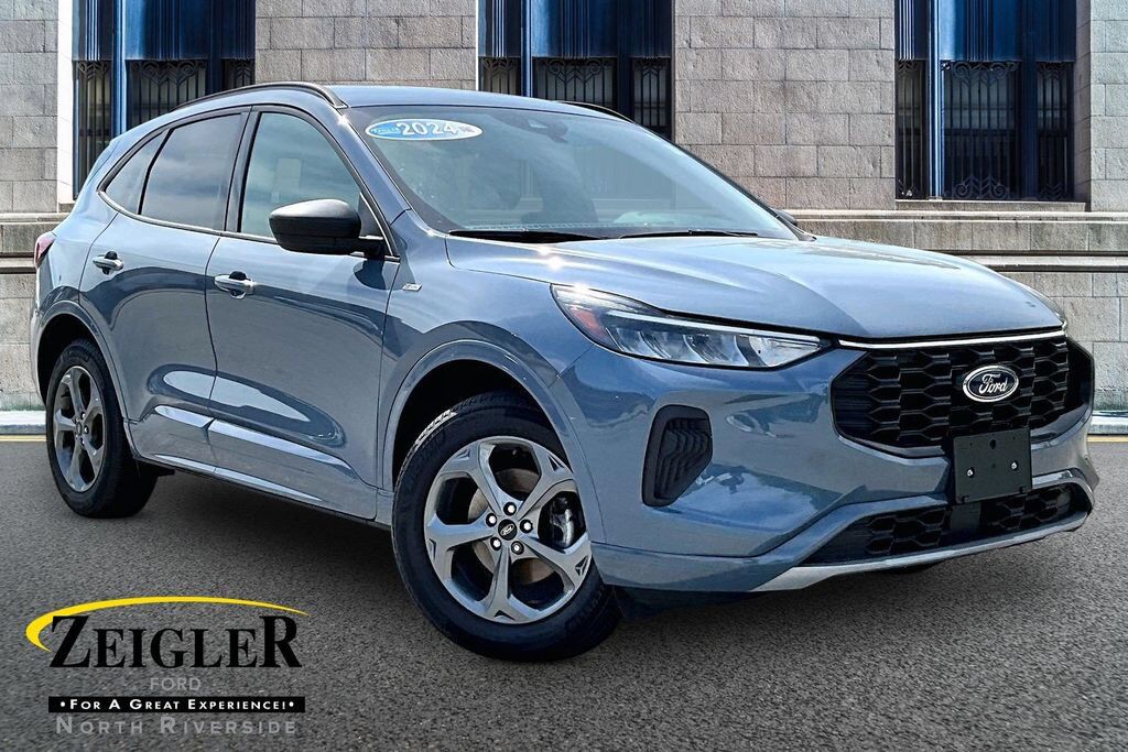 2024 FORD Escape