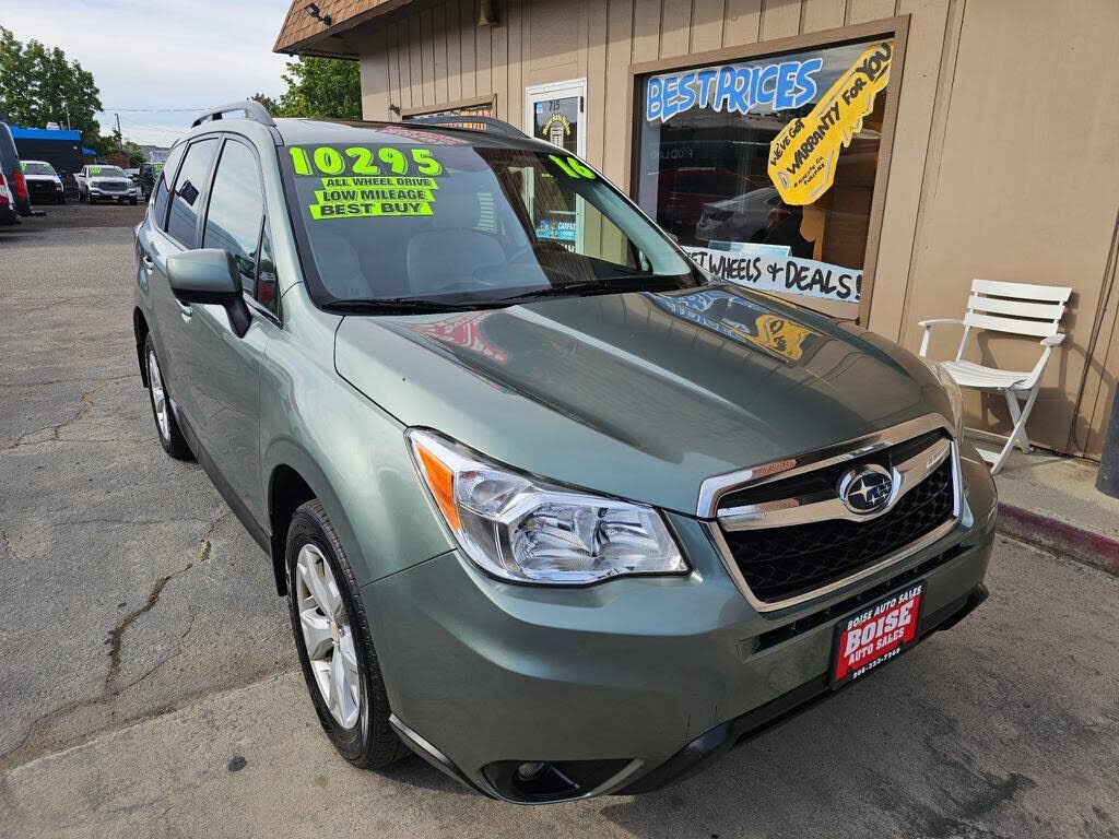 2016 SUBARU Forester
