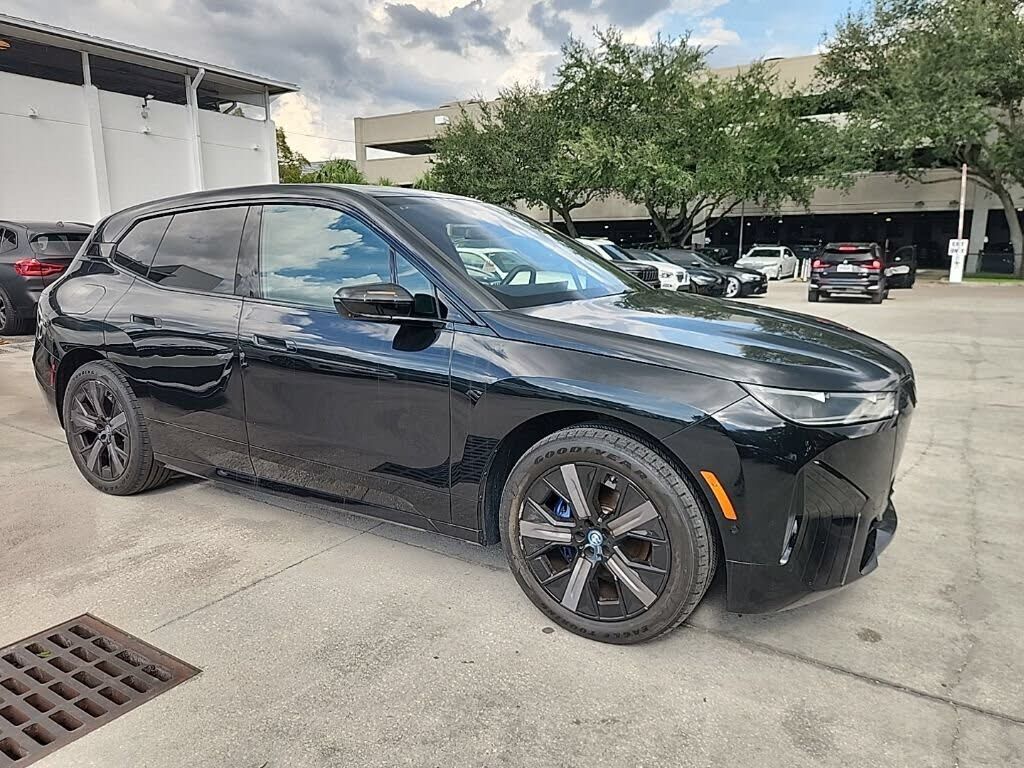 2024 BMW ix