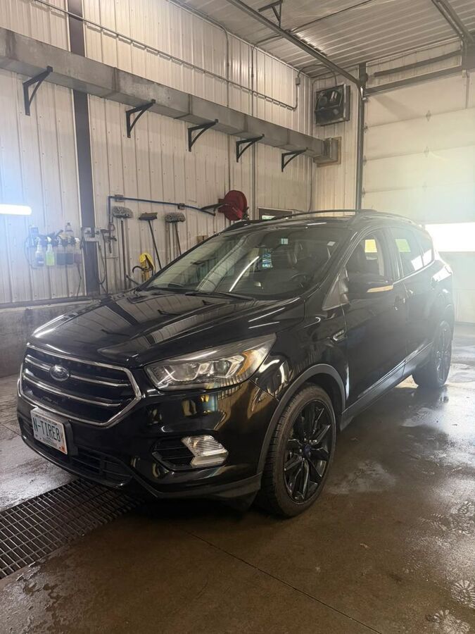 2017 FORD Escape