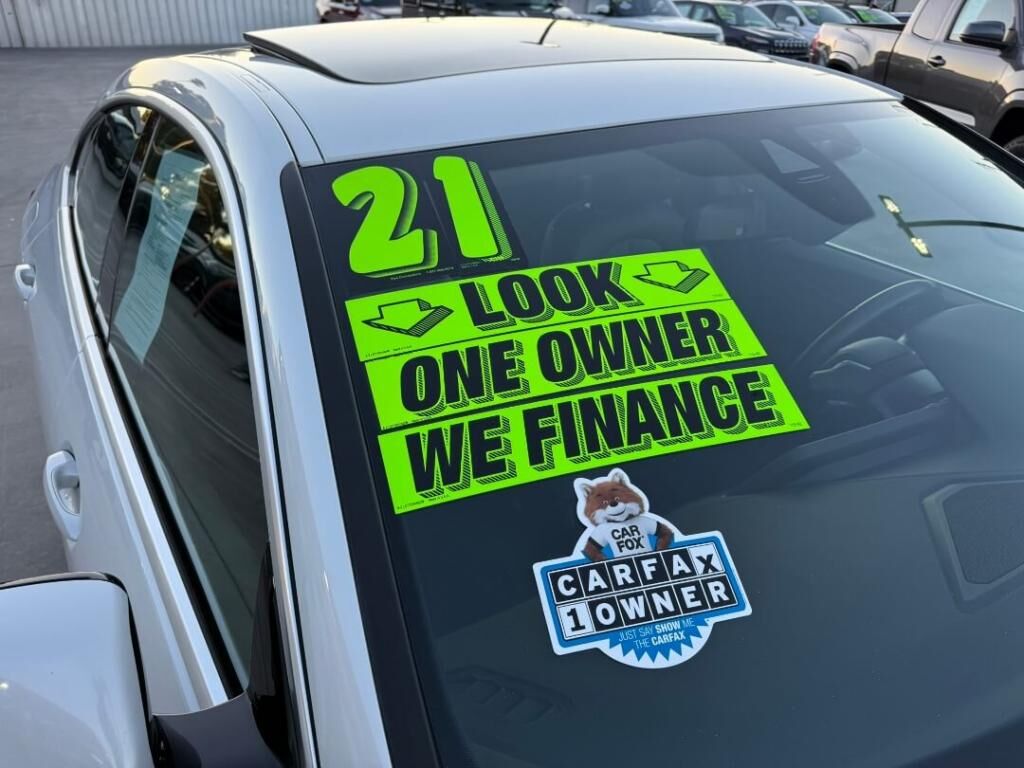 2021 BMW 228i