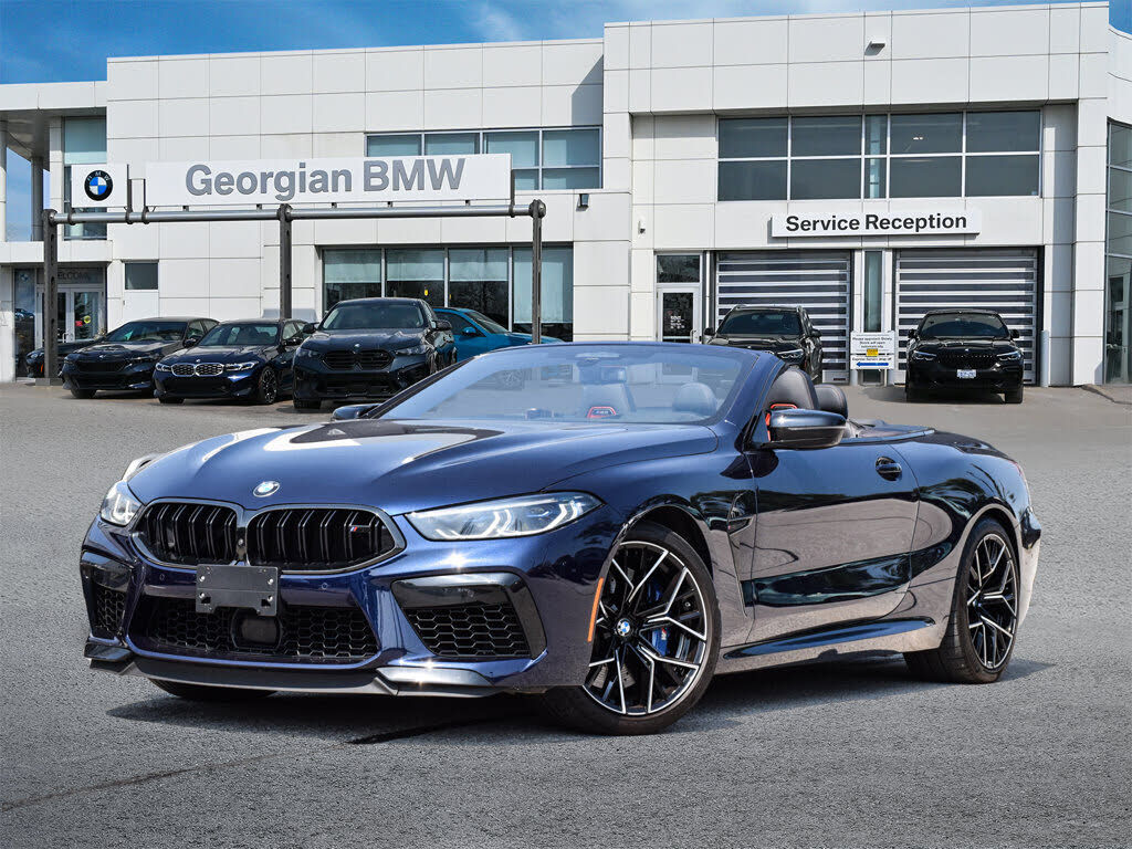 2023 BMW M8