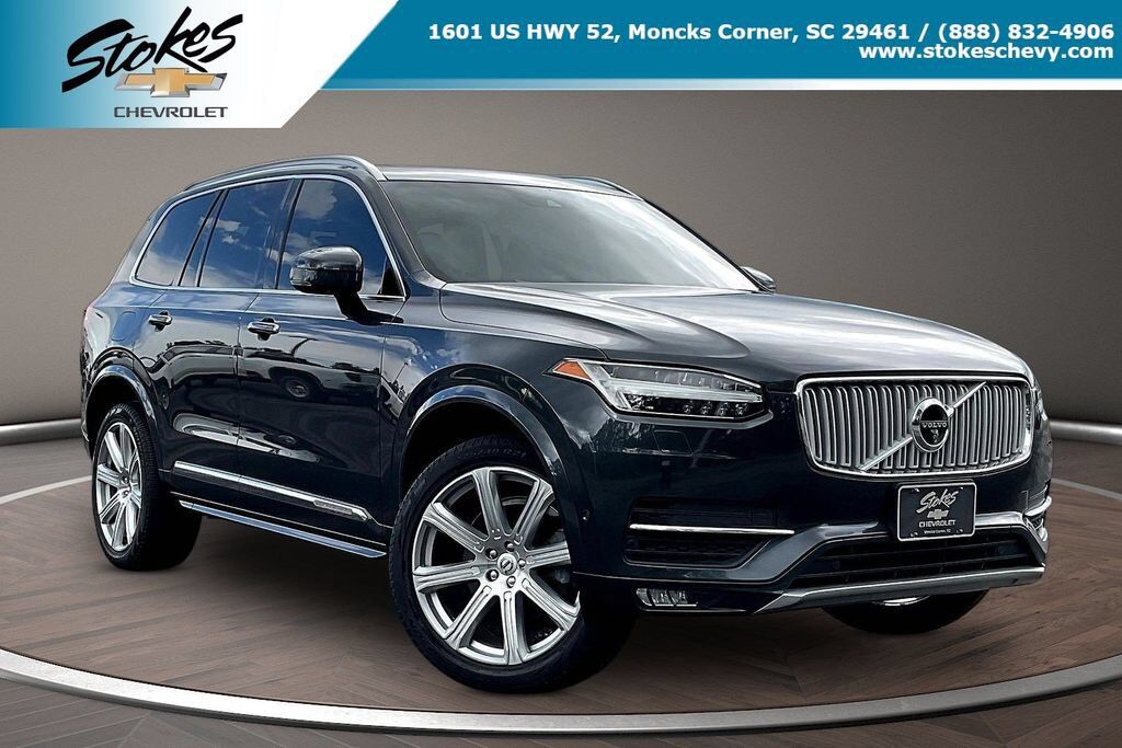 2017 VOLVO XC90