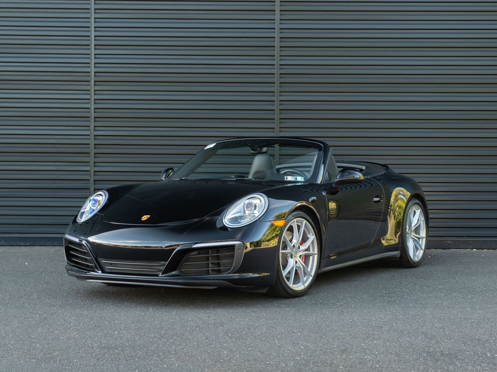 2017 PORSCHE 911
