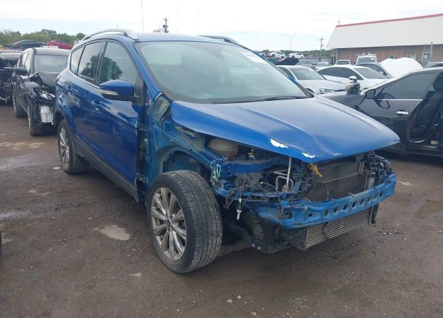 2017 FORD Escape