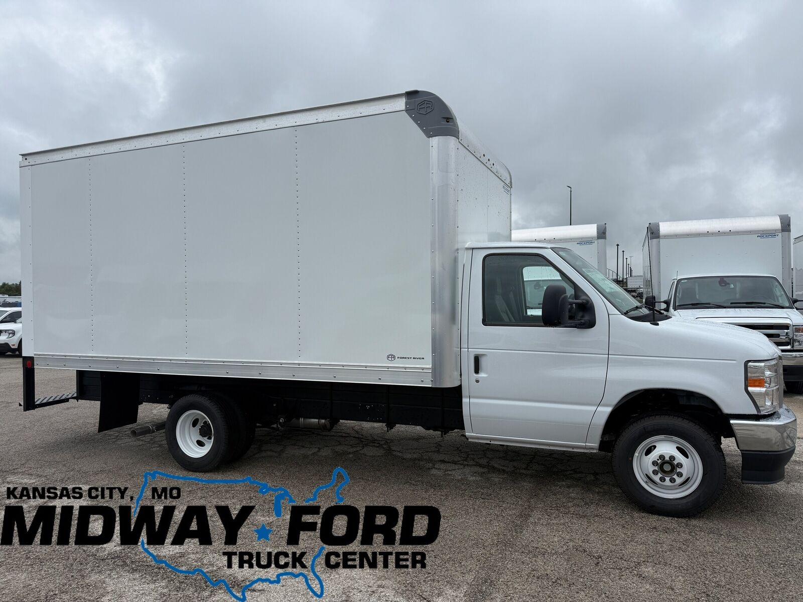 2027 FORD E-350