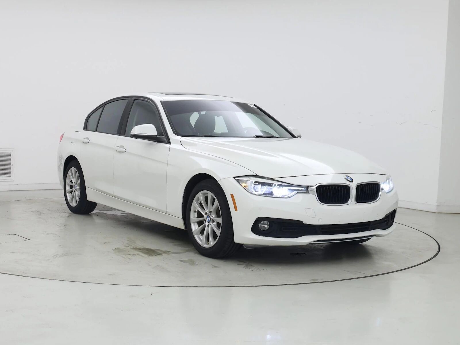 2018 BMW 320i