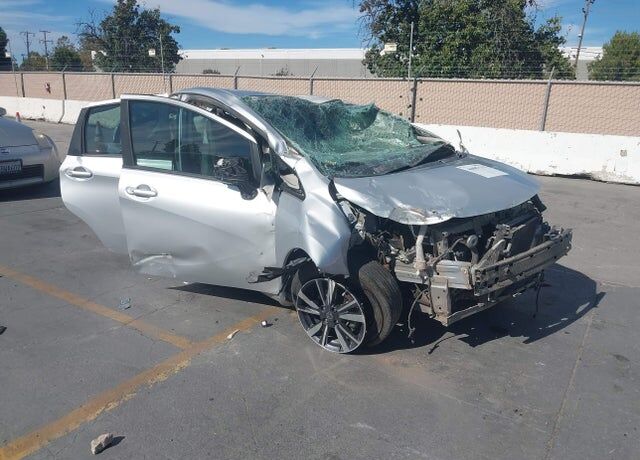 2018 NISSAN Versa