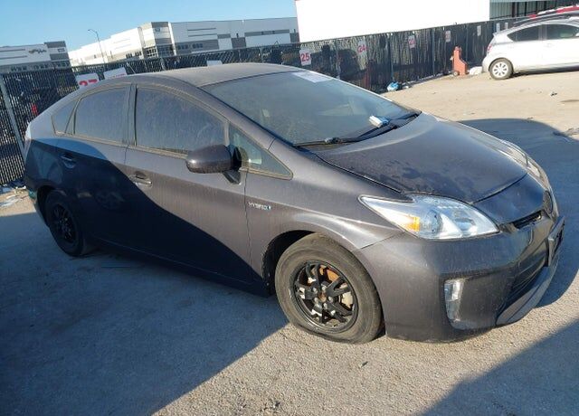2013 TOYOTA PRIUS