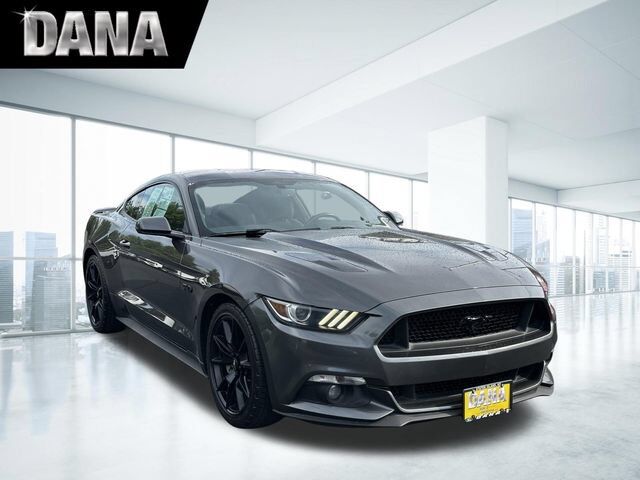 2017 FORD Mustang