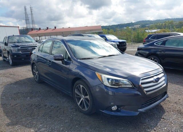 2017 SUBARU Legacy
