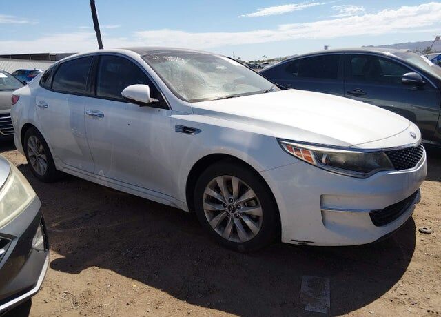 2018 KIA Optima