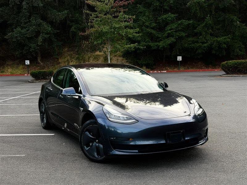 2018 TESLA Model 3