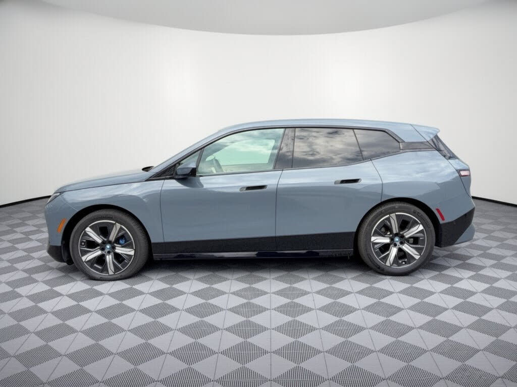 2024 BMW iX