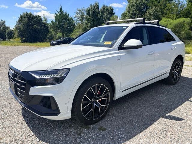2023 AUDI Q8