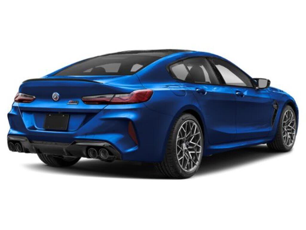 2024 BMW M8