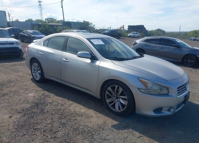 2009 NISSAN Maxima