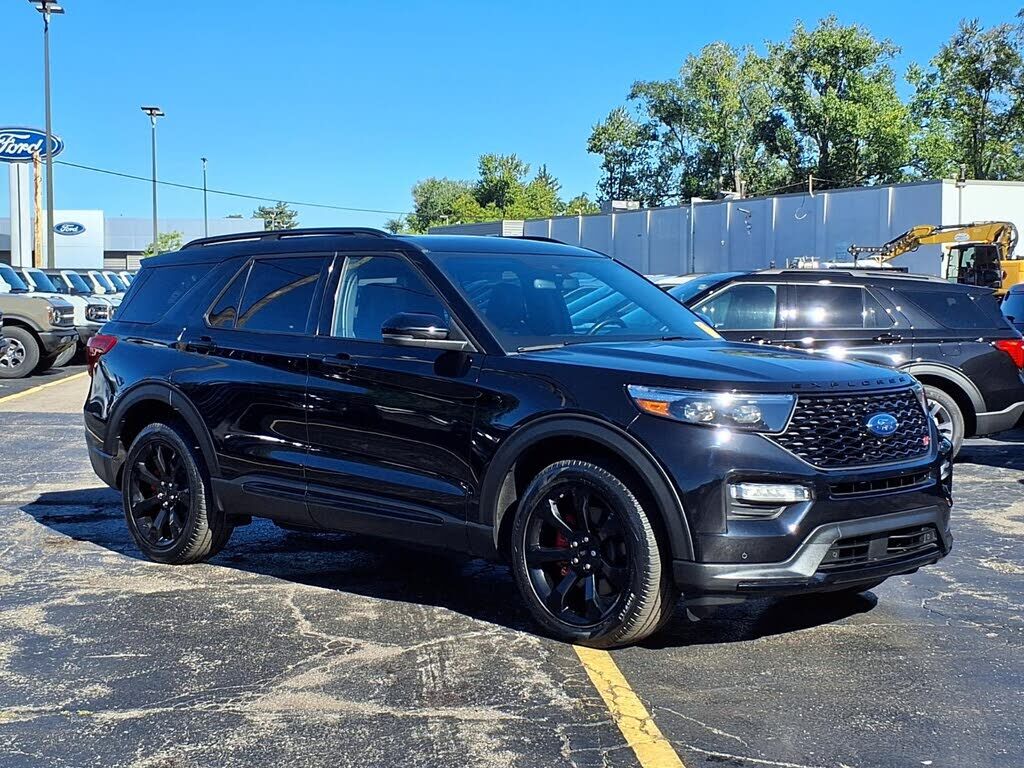 2023 FORD Explorer