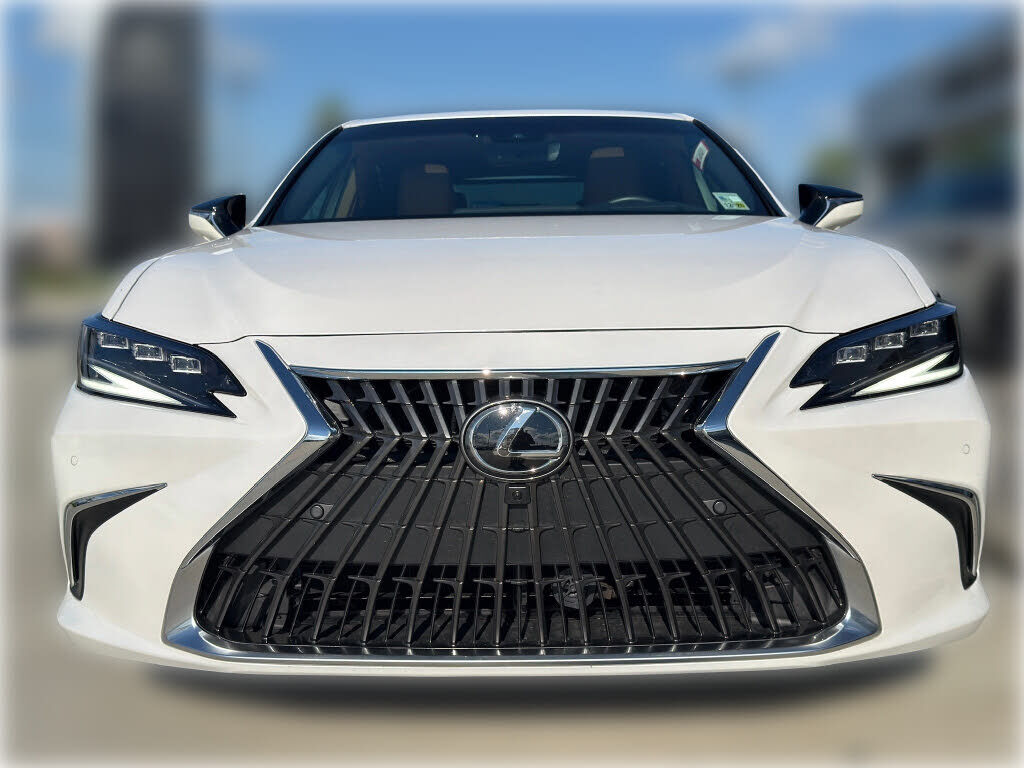 2025 Lexus ES