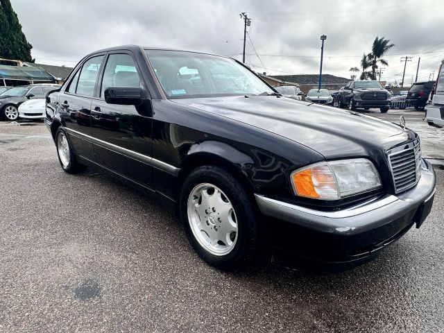 2000 Mercedes-Benz C-Class