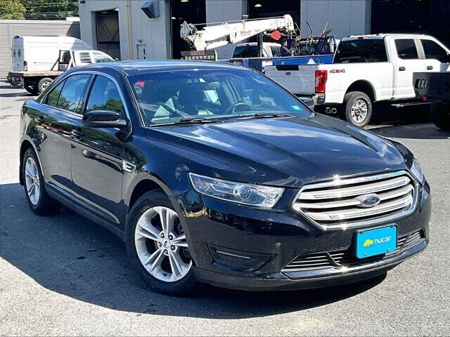 2017 FORD Taurus