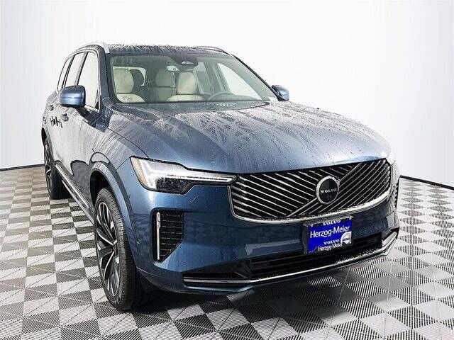 2026 VOLVO XC90