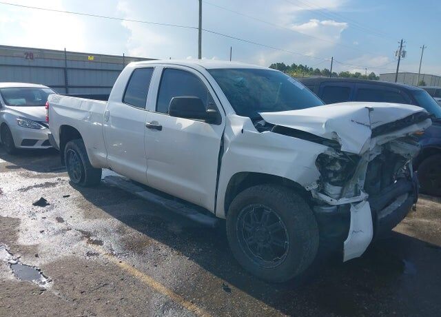 2014 TOYOTA Tundra