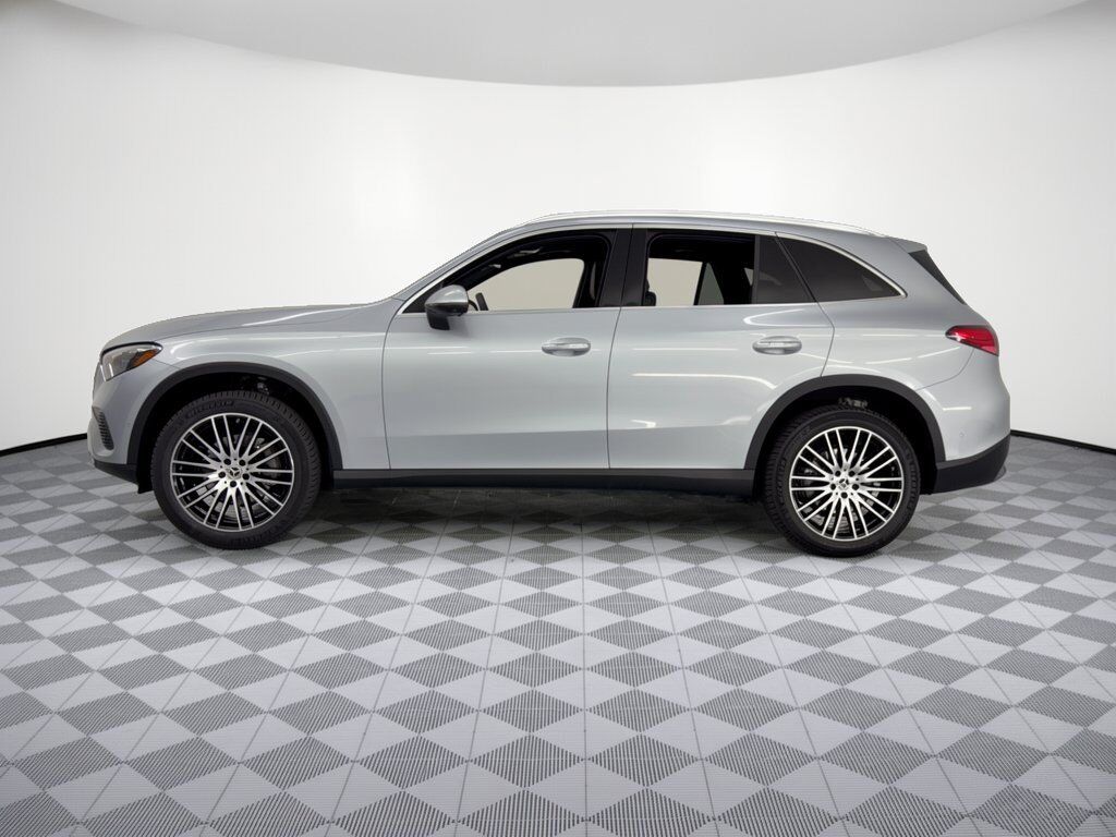2023 Mercedes-Benz GLC-Class