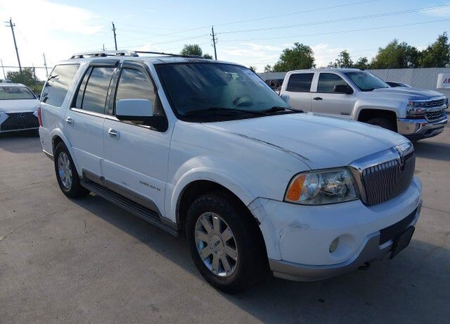 2004 LINCOLN Navigator