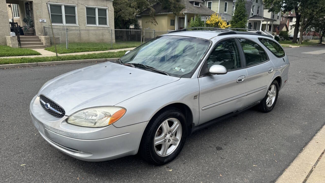 2002 FORD Taurus