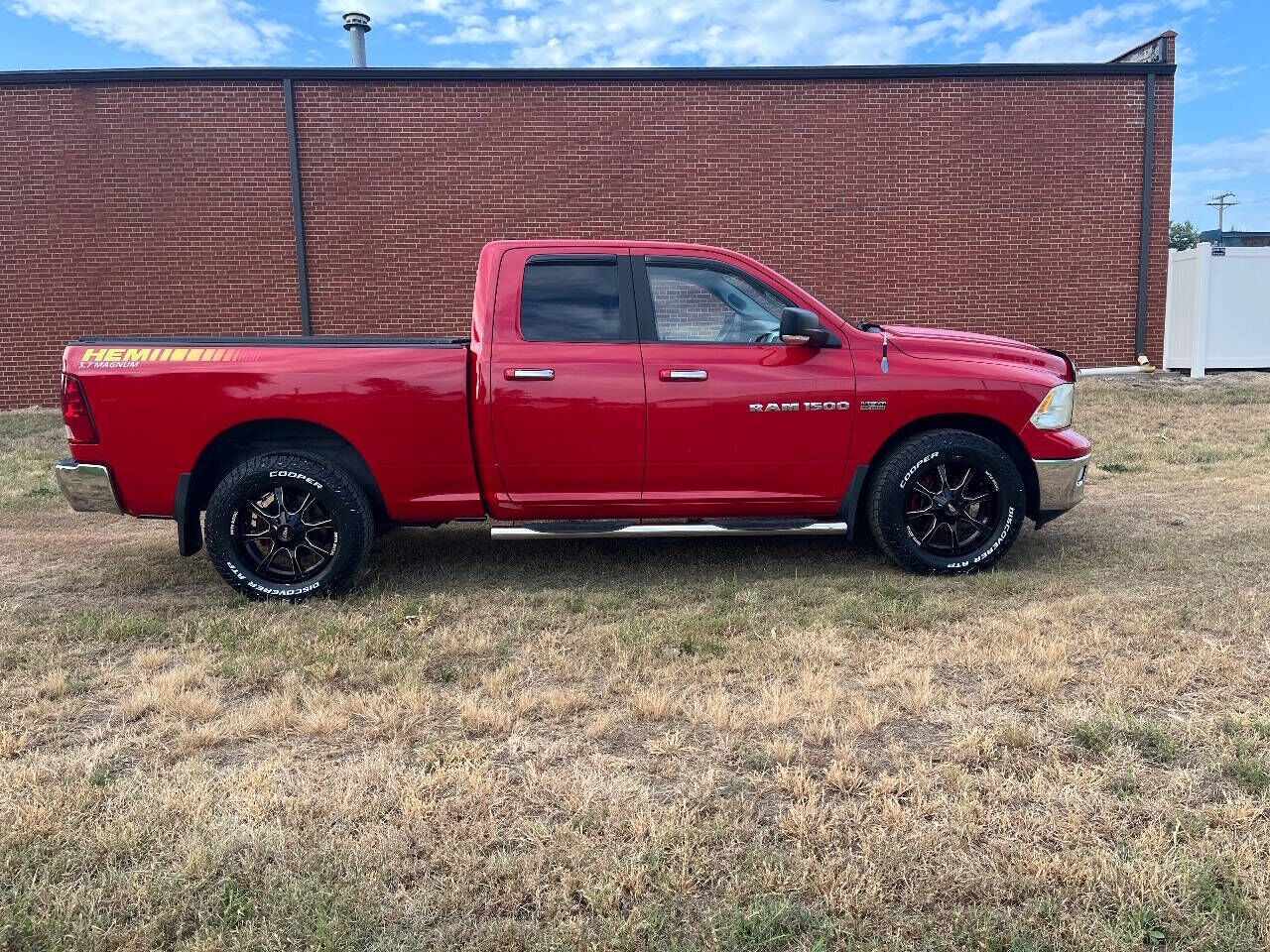 2011 DODGE Ram