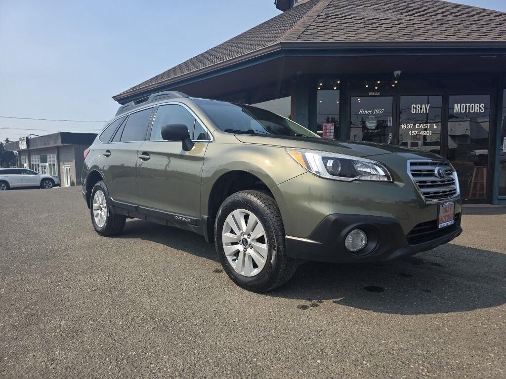 2016 SUBARU Outback
