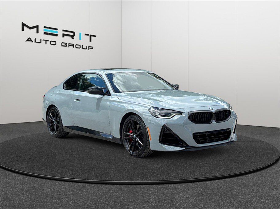 2023 BMW M240i